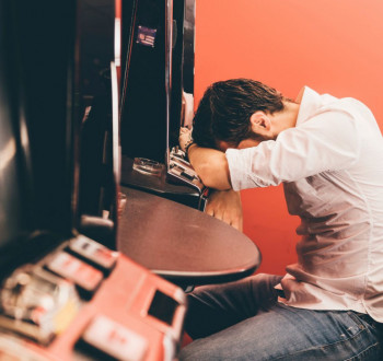 Игромания в Тавде